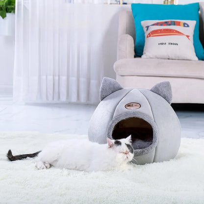 Winter Cat Bed – Cozy Cat Cave with Removable Cushion