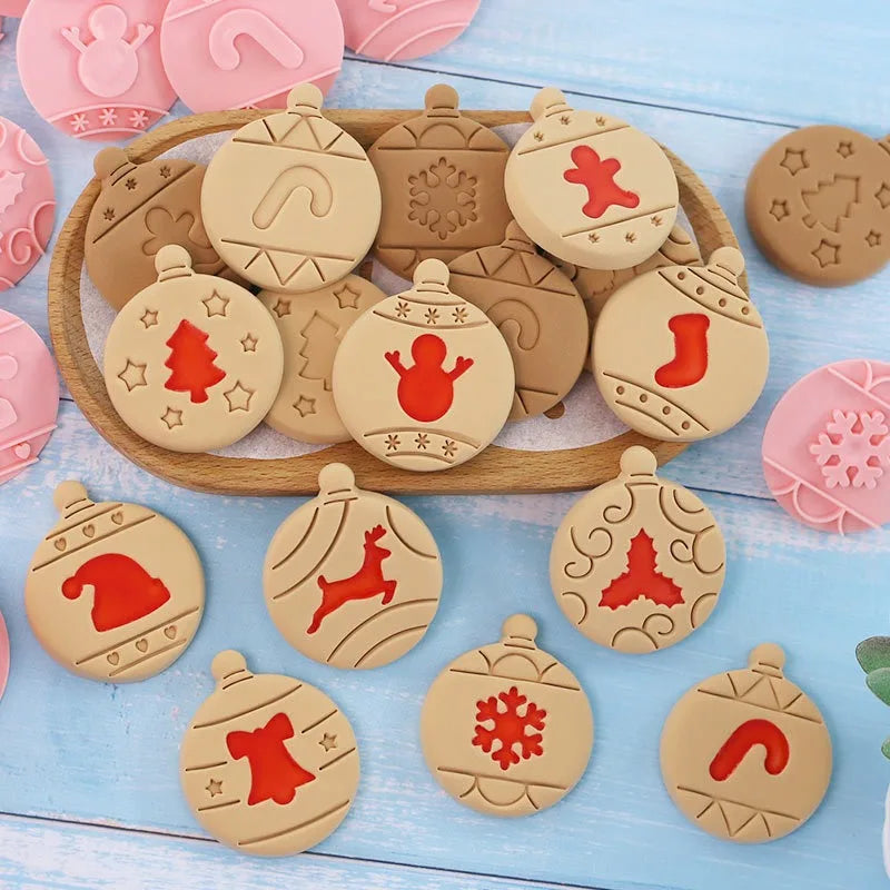 Christmas Cookie Cutters 10-Piece Set Jam Chocolate Sandwich Biscuit Fondant Molds Baking Tools for Holiday Cookies