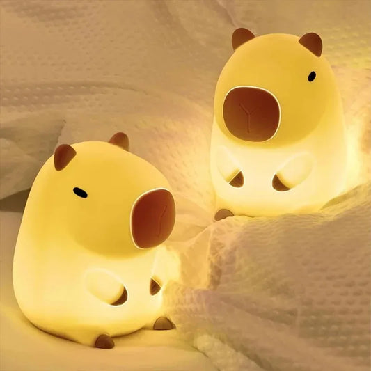 Cute Capybara Night Light – Silicone Cartoon Lamp