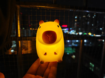 Cute Capybara Night Light – Silicone Cartoon Lamp
