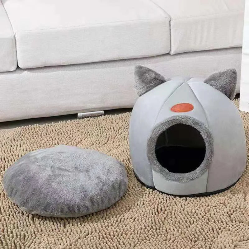 Winter Cat Bed – Cozy Cat Cave with Removable Cushion